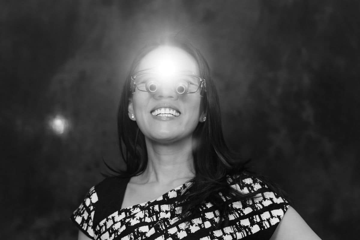 dr ngyuen wearing zoom light glasses